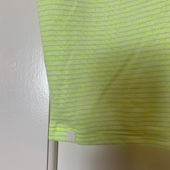 Lululemon Train to Be Tank Top Striped Electric Lemon Yellow W1DDIS Size 4 - Picture 10 of 10